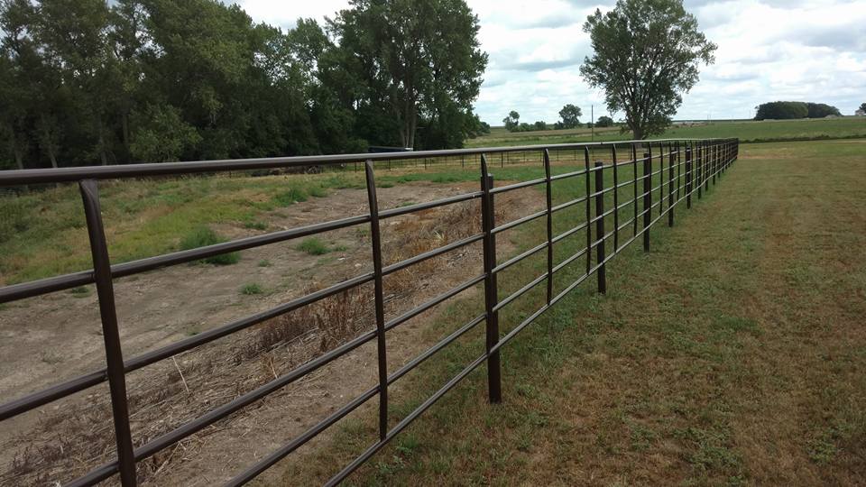 6-bar fence — fencing in Volin, SD