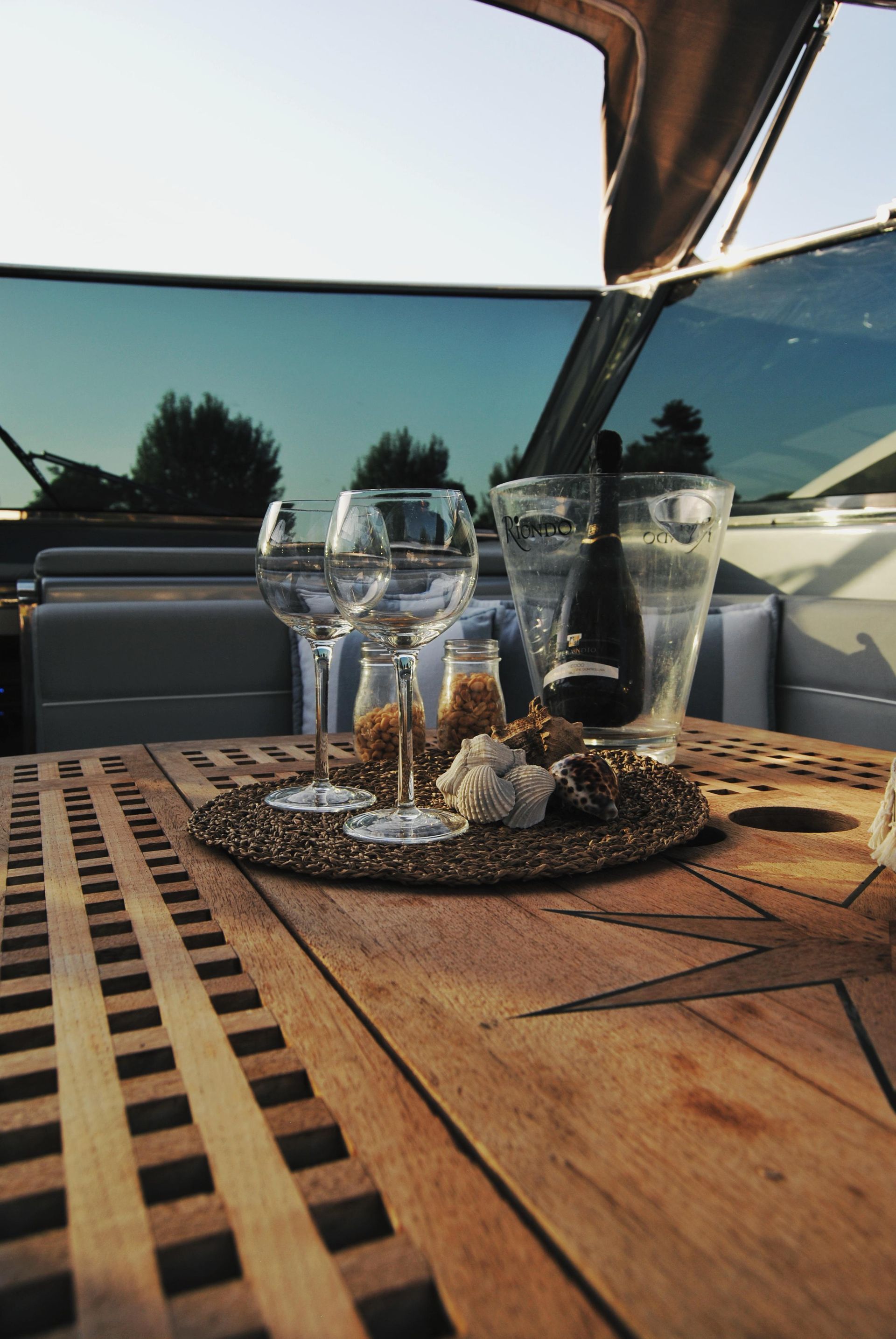 FESTEGGIA EVENTO YACHT NOLEGGIO