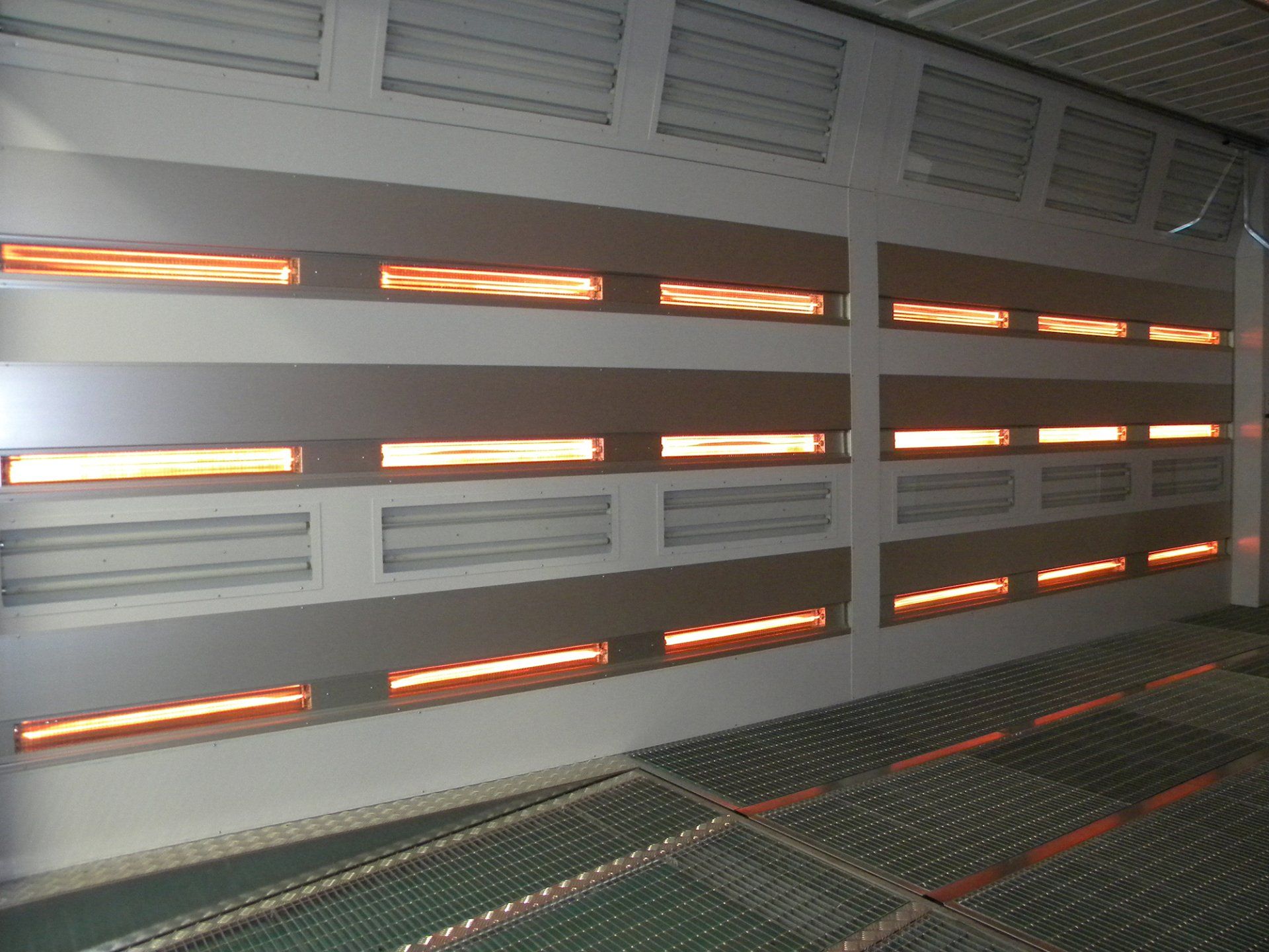 particolare interno raptor acceso in cottura