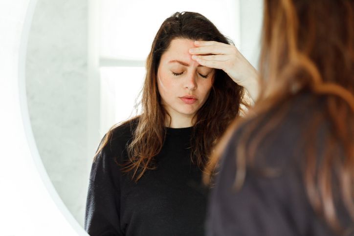 Portrait d'une cliente d'exorcisme en Suisse avec Boris Bressoud pour les personnes possédées par des entitées