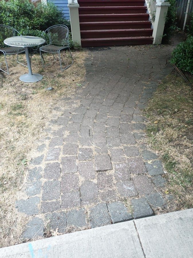 Paver stone walkway restoration before service