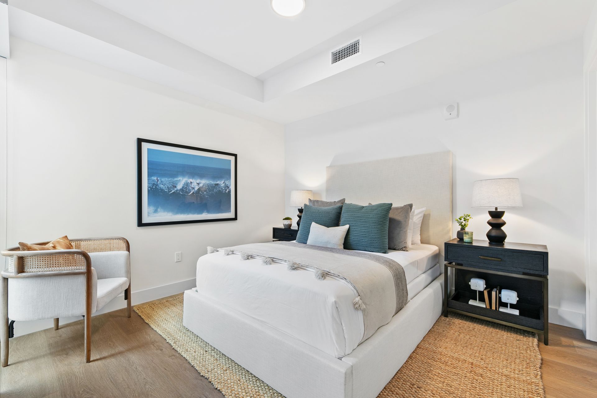 Photo of a bedroom with a very high ceiling