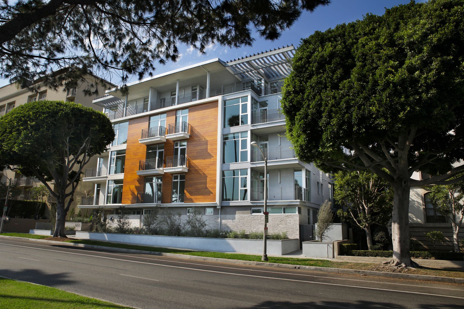 Empire at Burton Way