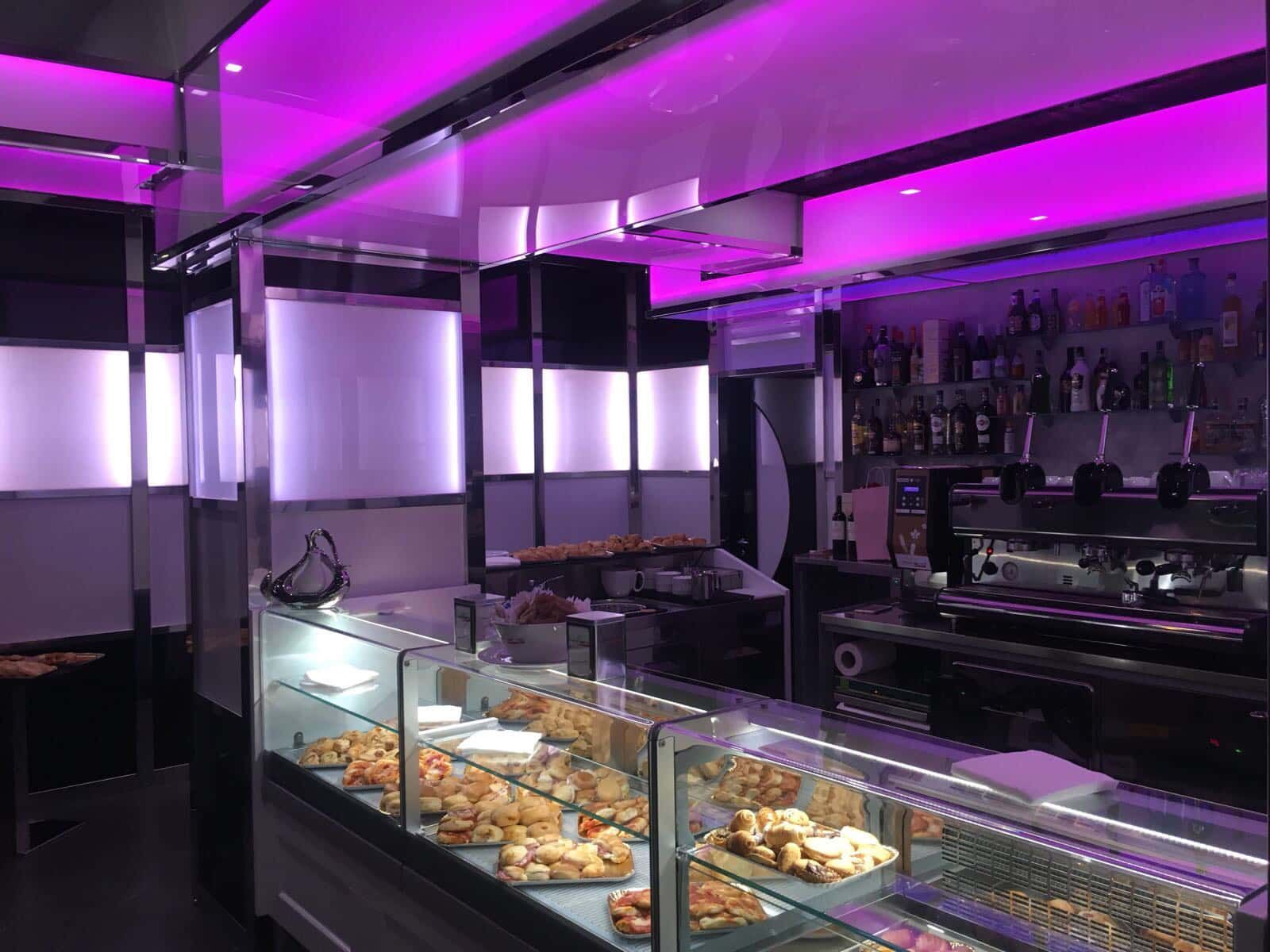 interno bar 12