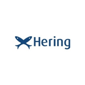 Um logotipo da Hering azul com um peixe