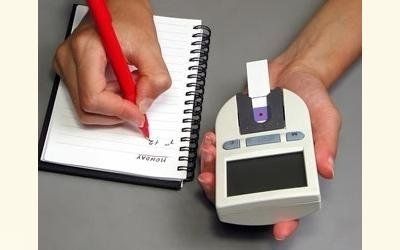 lettura dati autoanalisi del sangue