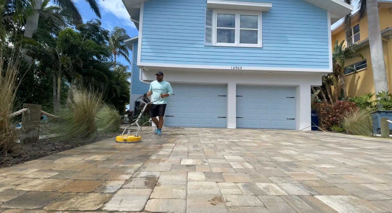 pressure washing in sarasota