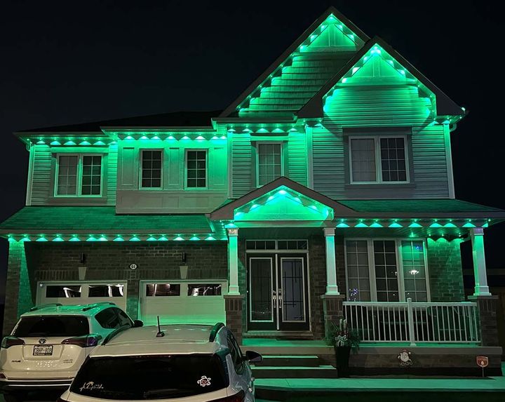Exterior lighting installation on new home