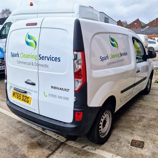 Spark Cleaning Services provides expert cleaning services in Leeds.