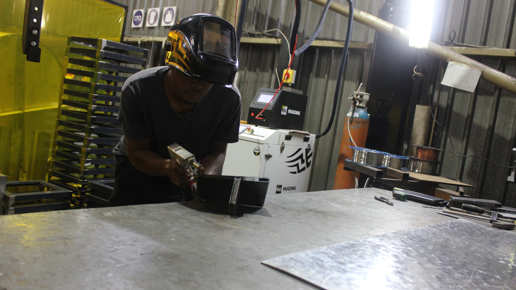 Laser Cutting in New Centre