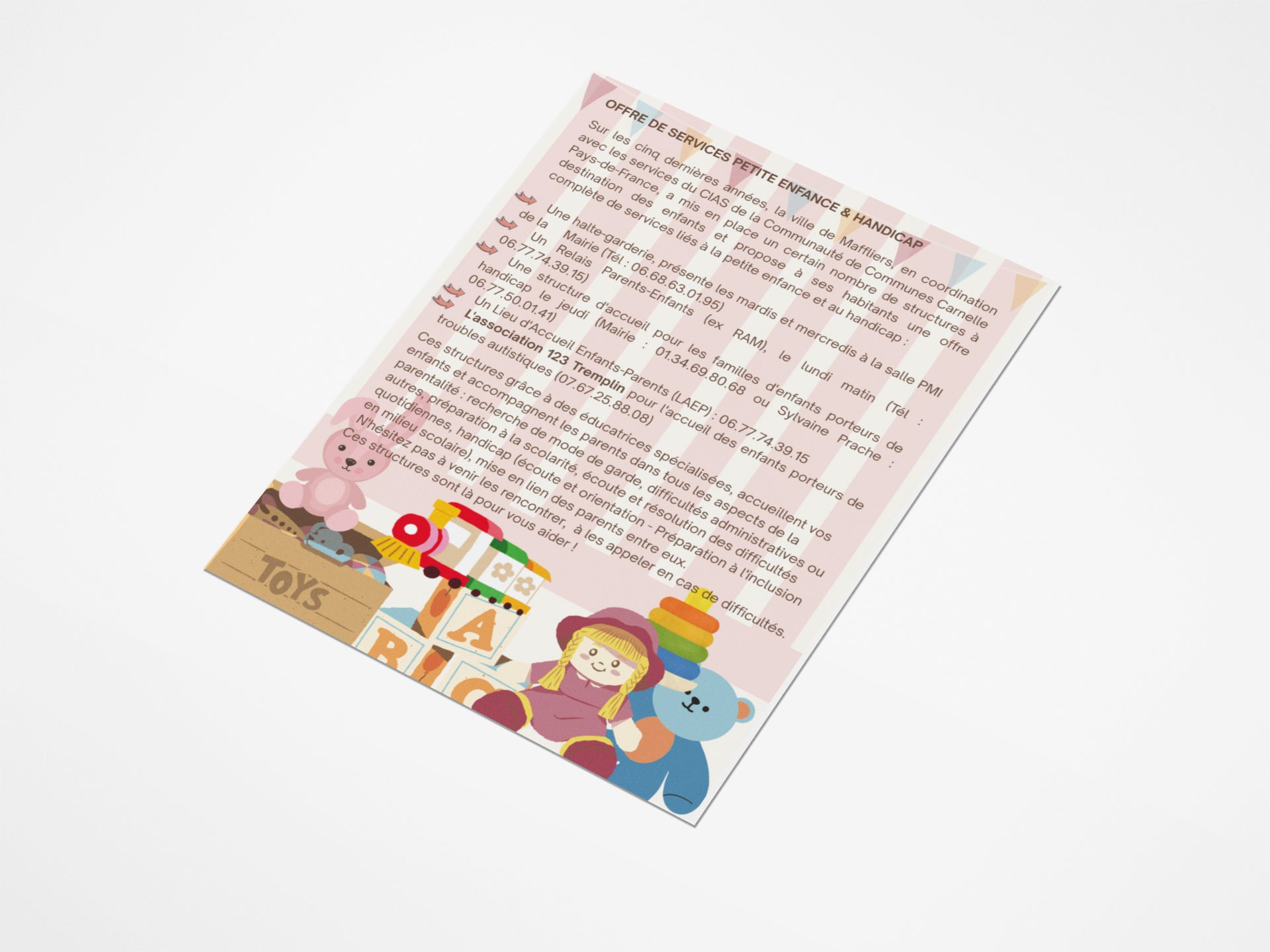 Dépliant à fond rose orné d'illustrations de jouets ; le texte détaille l'événement : une foire aux jouets.