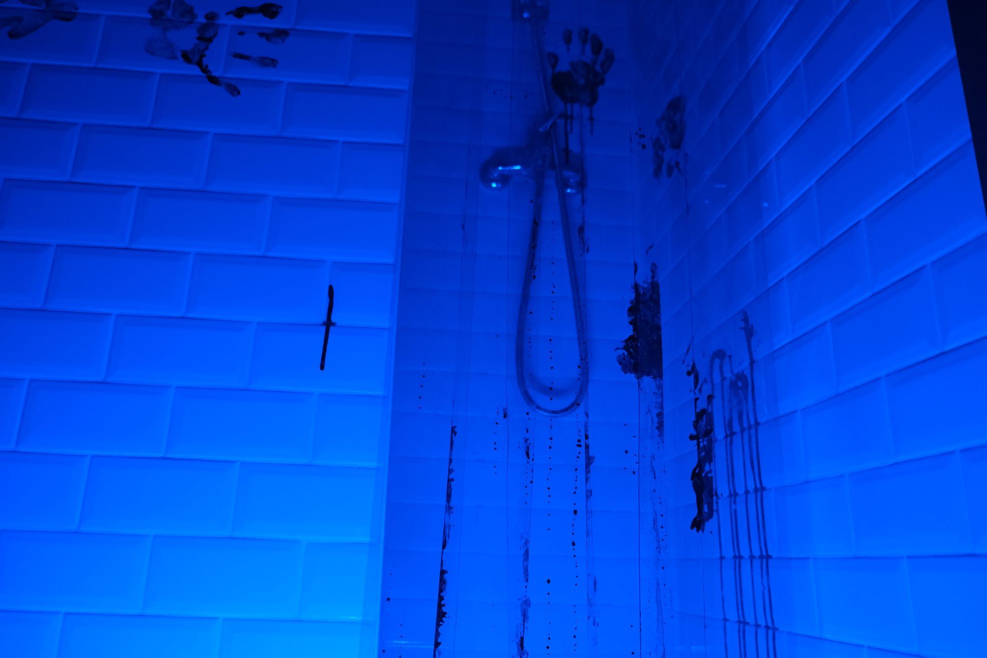 escape room l ascenseur table opération