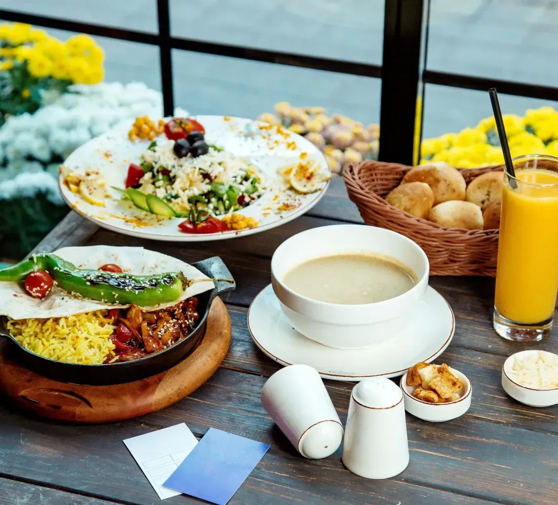 rise-and-shine-breakfast-lunch-faq-img