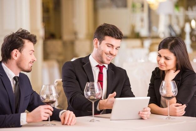 rise-and-shine-breakfast-lunch-faq-img