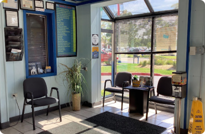 Customers Waiting Room - Mobil 1 Lube Express