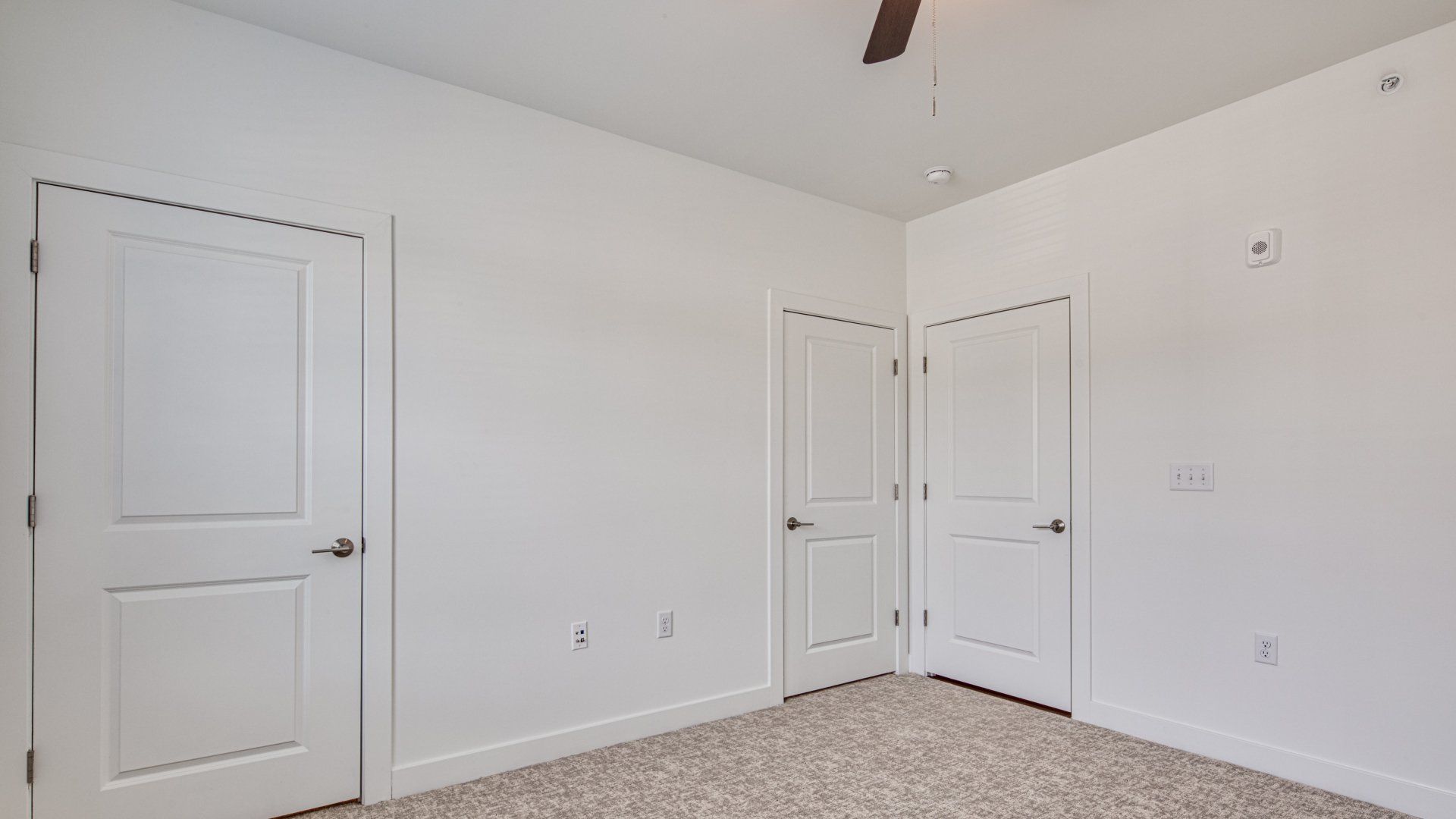 roseman bedroom doors closed