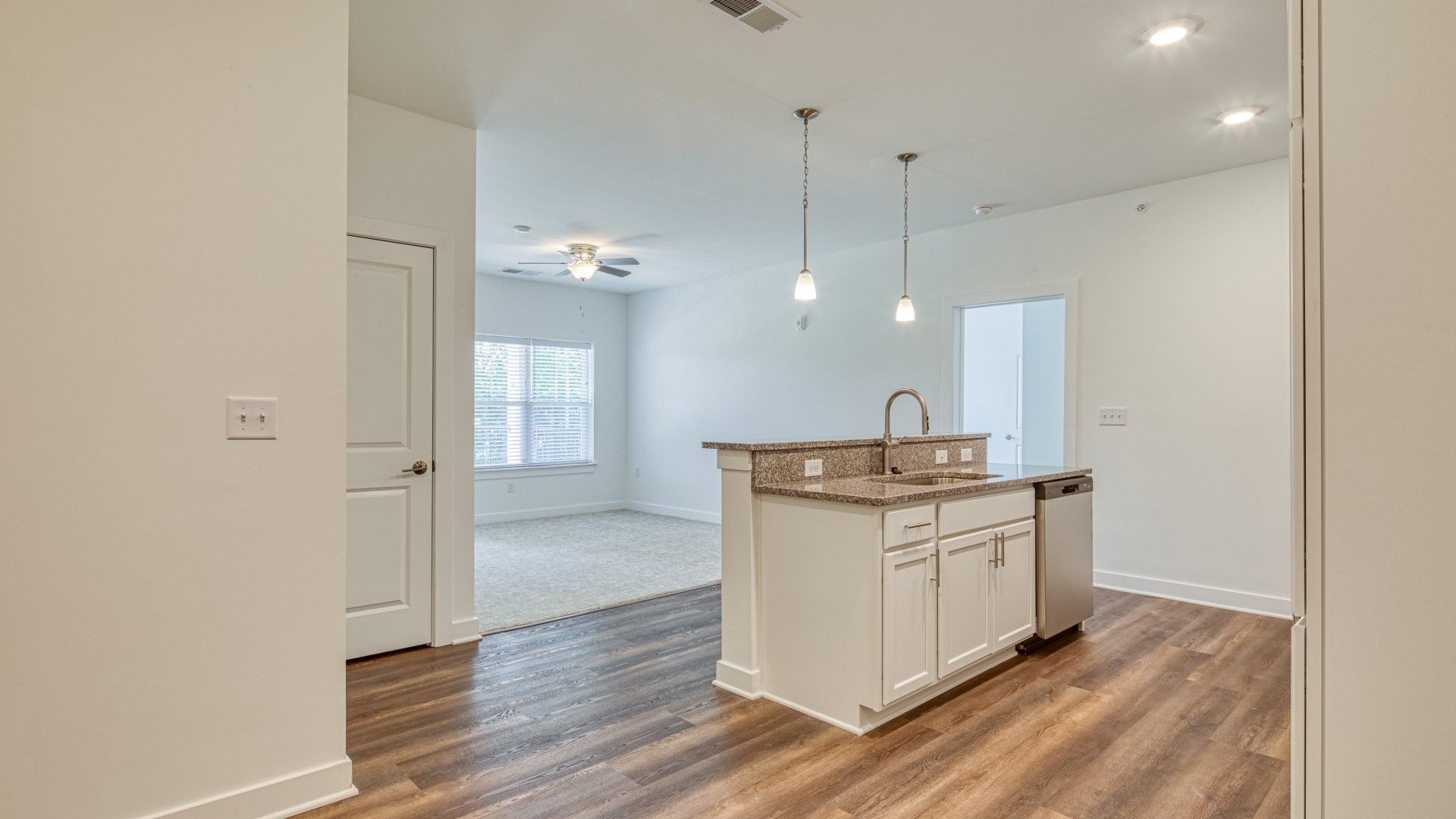 rio grande kitchen and island