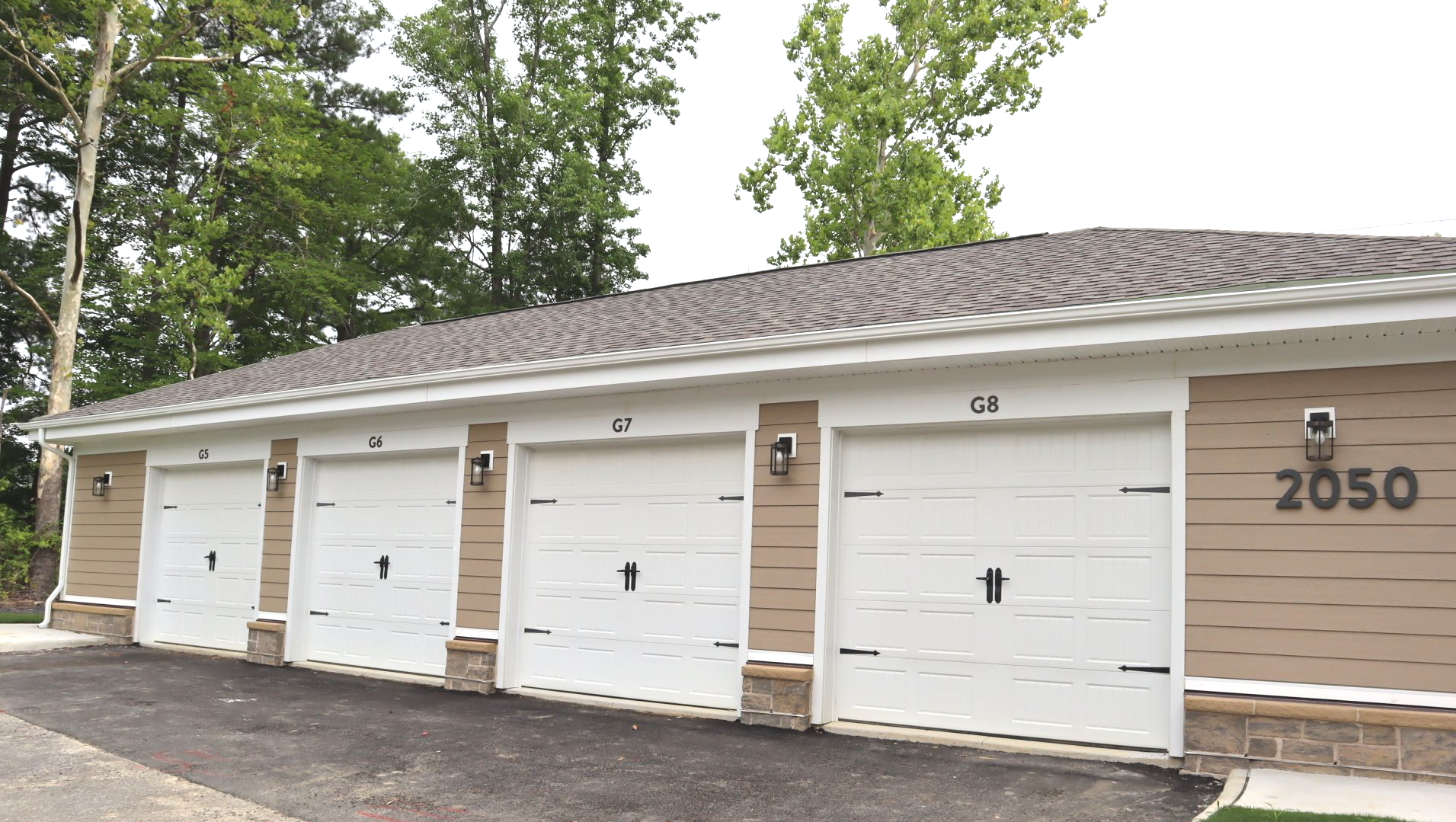 Hallstead Reserve garages