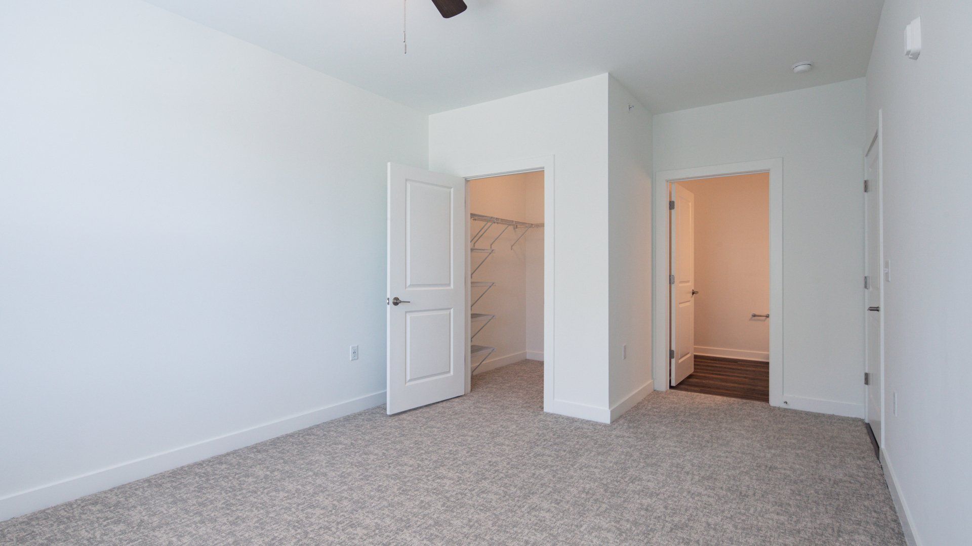 rio grande bedroom with closet 2