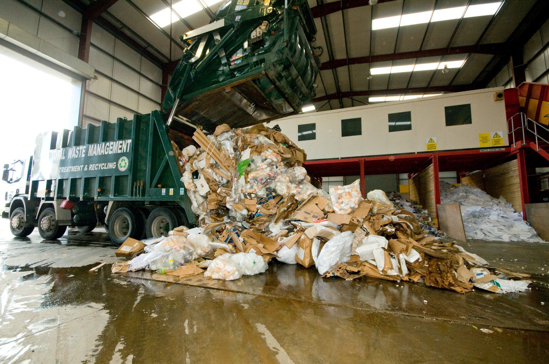 DRY WASTE & RECYCLING