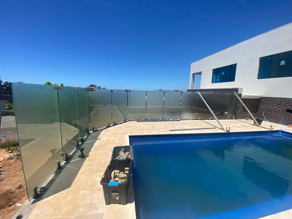 Matelux Privacy Glass Fence — Mid Coast Glass Fencing In Old Bar, NSW