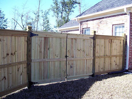 Wooden Fence — Pascagoula, MS — Gulf Coast Fence Co.