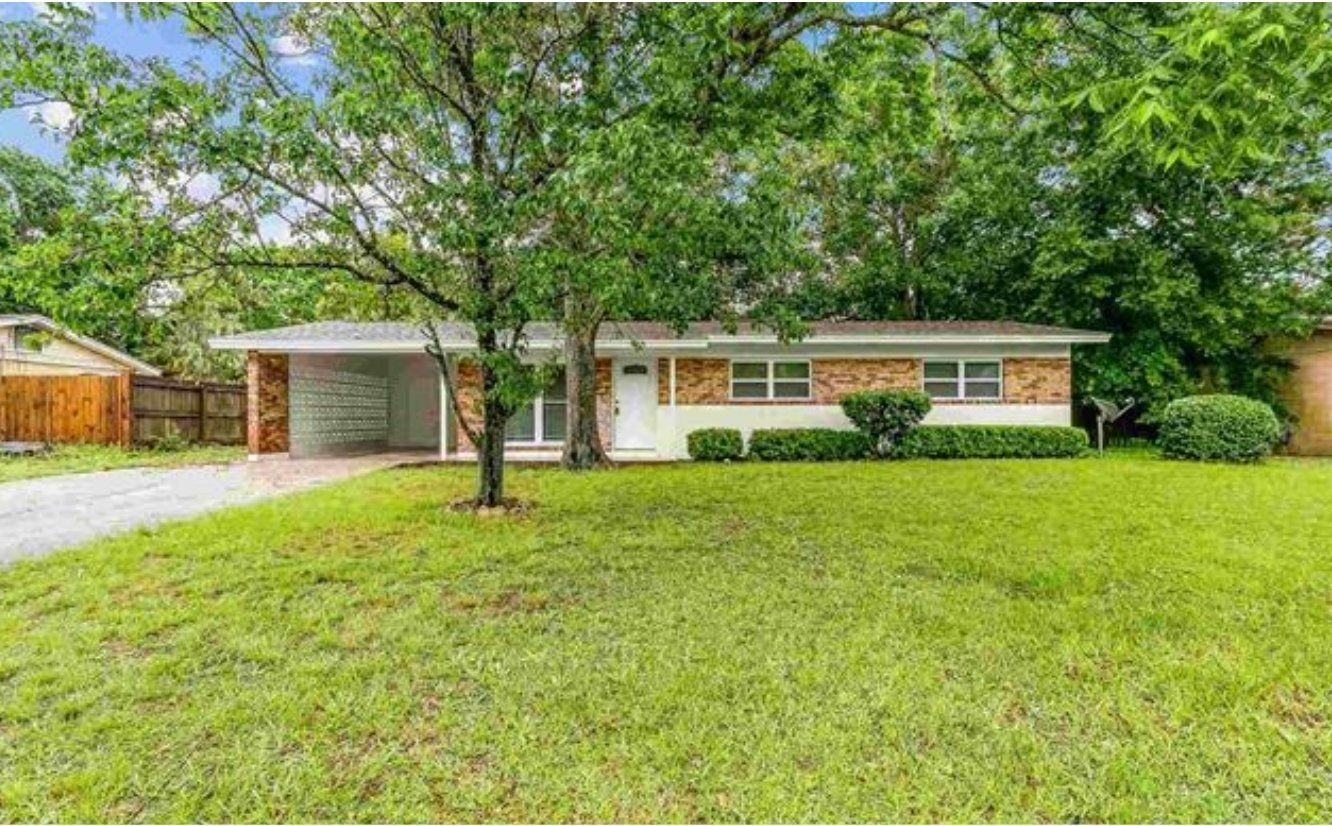 Pensacola Havre Way House — Pensacola, FL — Home Buying and Sales