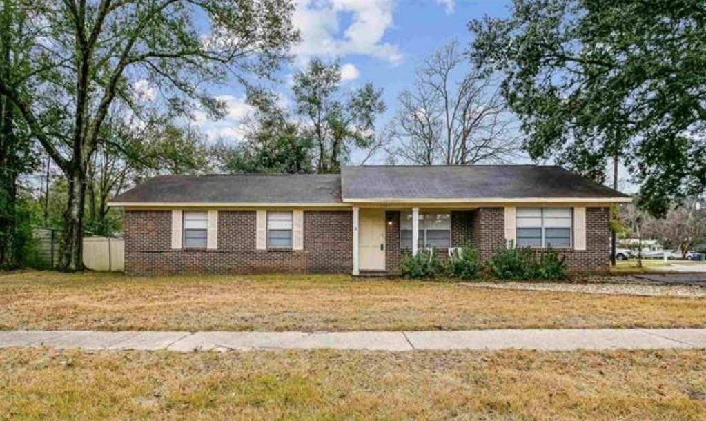 Glendora Pensacola House — Pensacola, FL — Home Buying and Sales