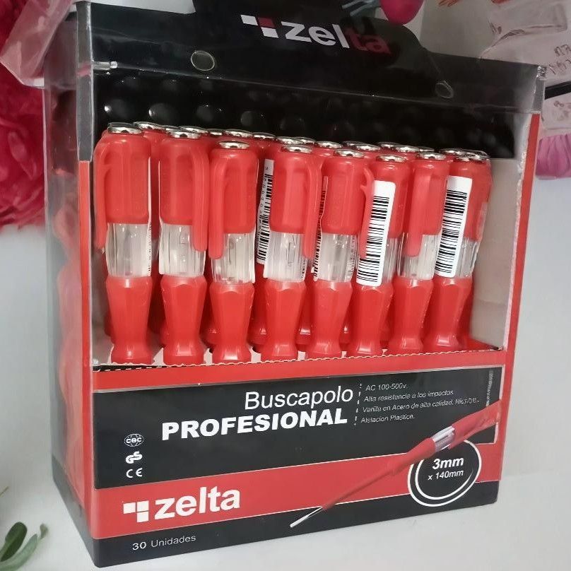 Una caja de bolígrafos profesionales Zerta Buscapolo