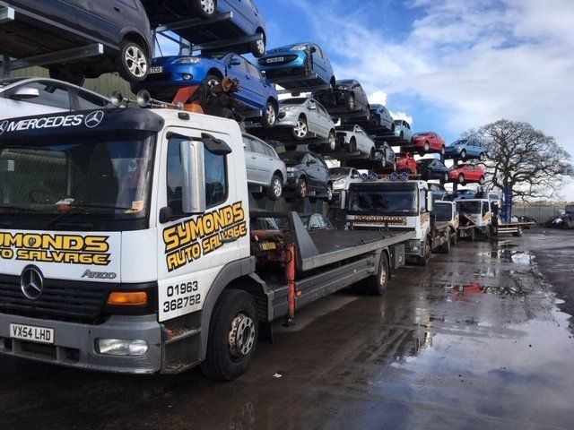 Car & vehicle dismantler