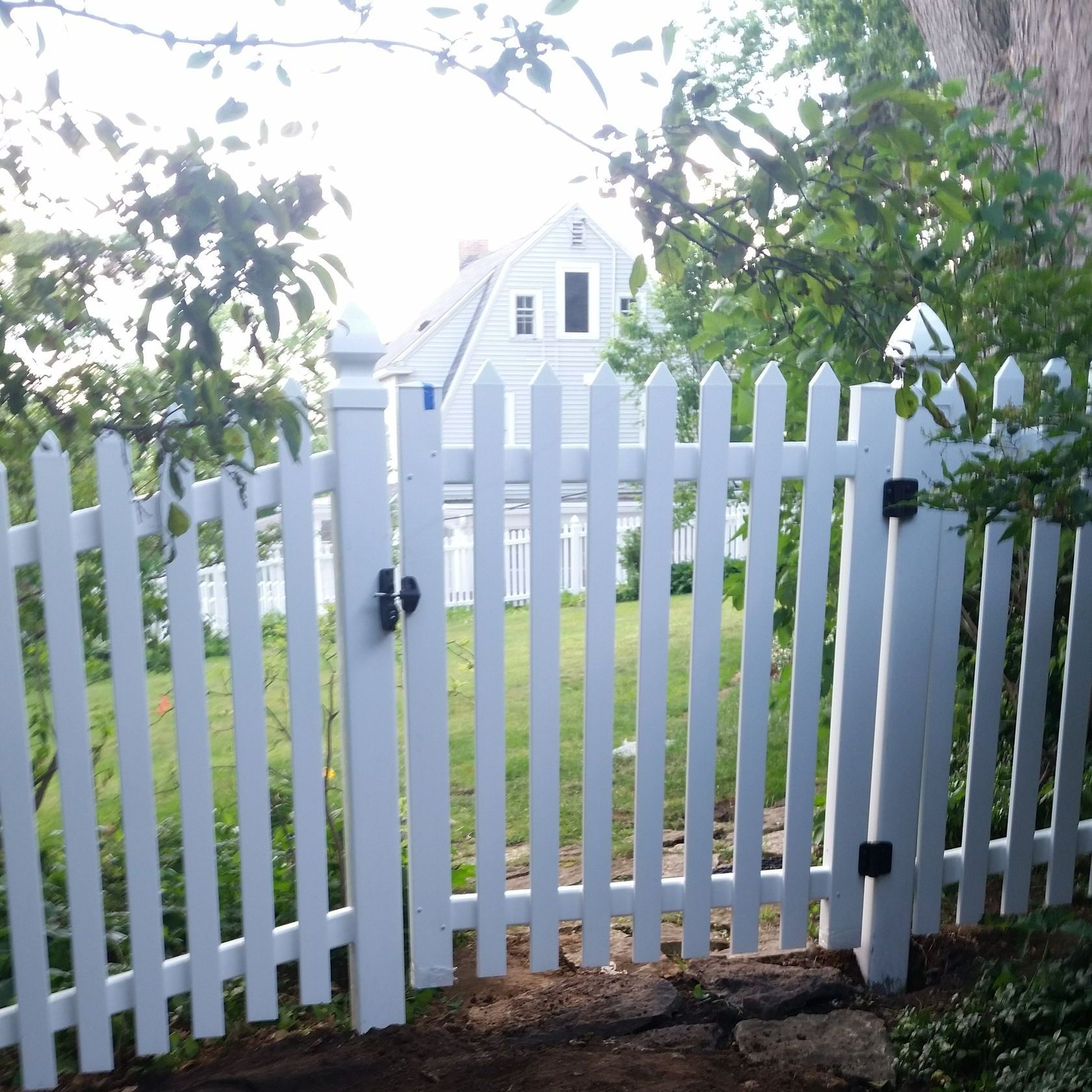 Vinyl Fence | Rochester, MN | The Fence Pro’s
