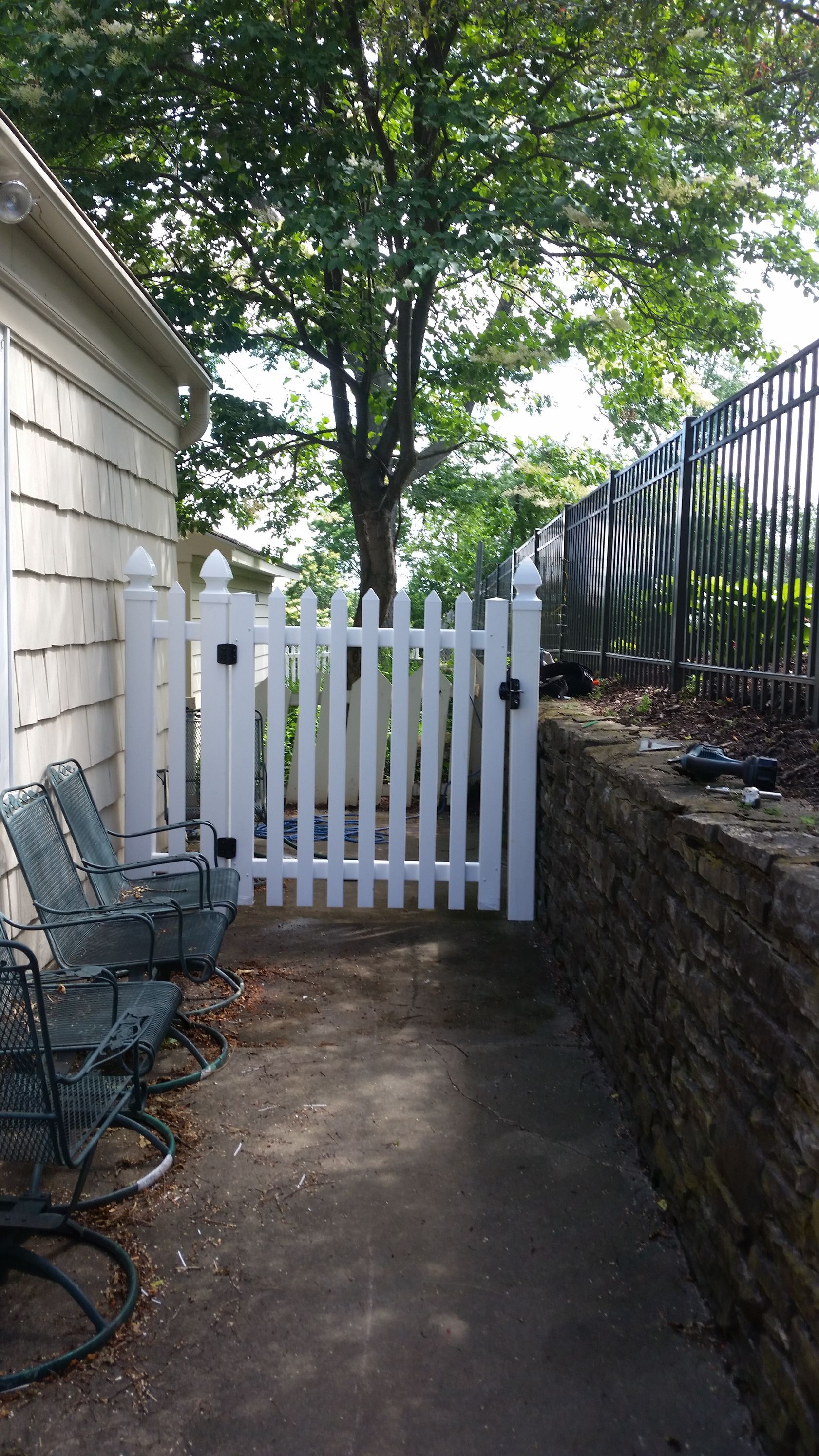 Vinyl Angled Picket | Rochester, MN | The Fence Pro’s