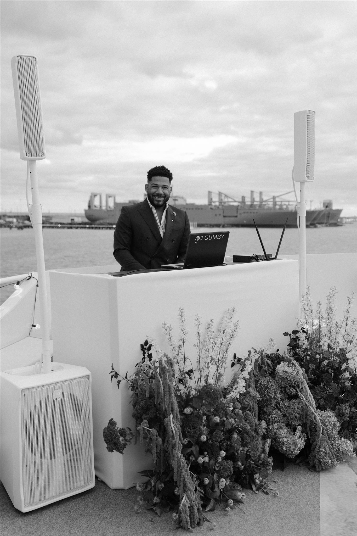 Winston DJs a Destination Wedding In Baltimore Harbor on Boat