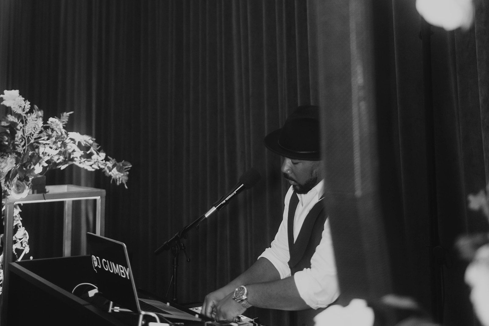 South-Congress-Hotel-DJ-Gaines-Entertainment