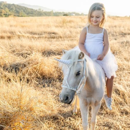 Live Unicorn Photoshoot in San Diego - a magical ride on unicorn photoshoot