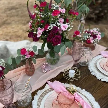 Fresh flowers for the table or background- optional Add-on to enhance your Unicorn Photoshoot Experience