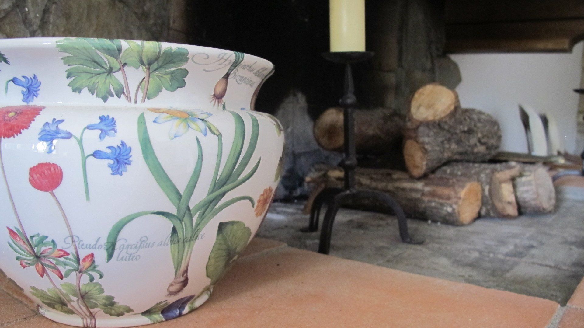 Detail op de schouw in de benedenverdieping