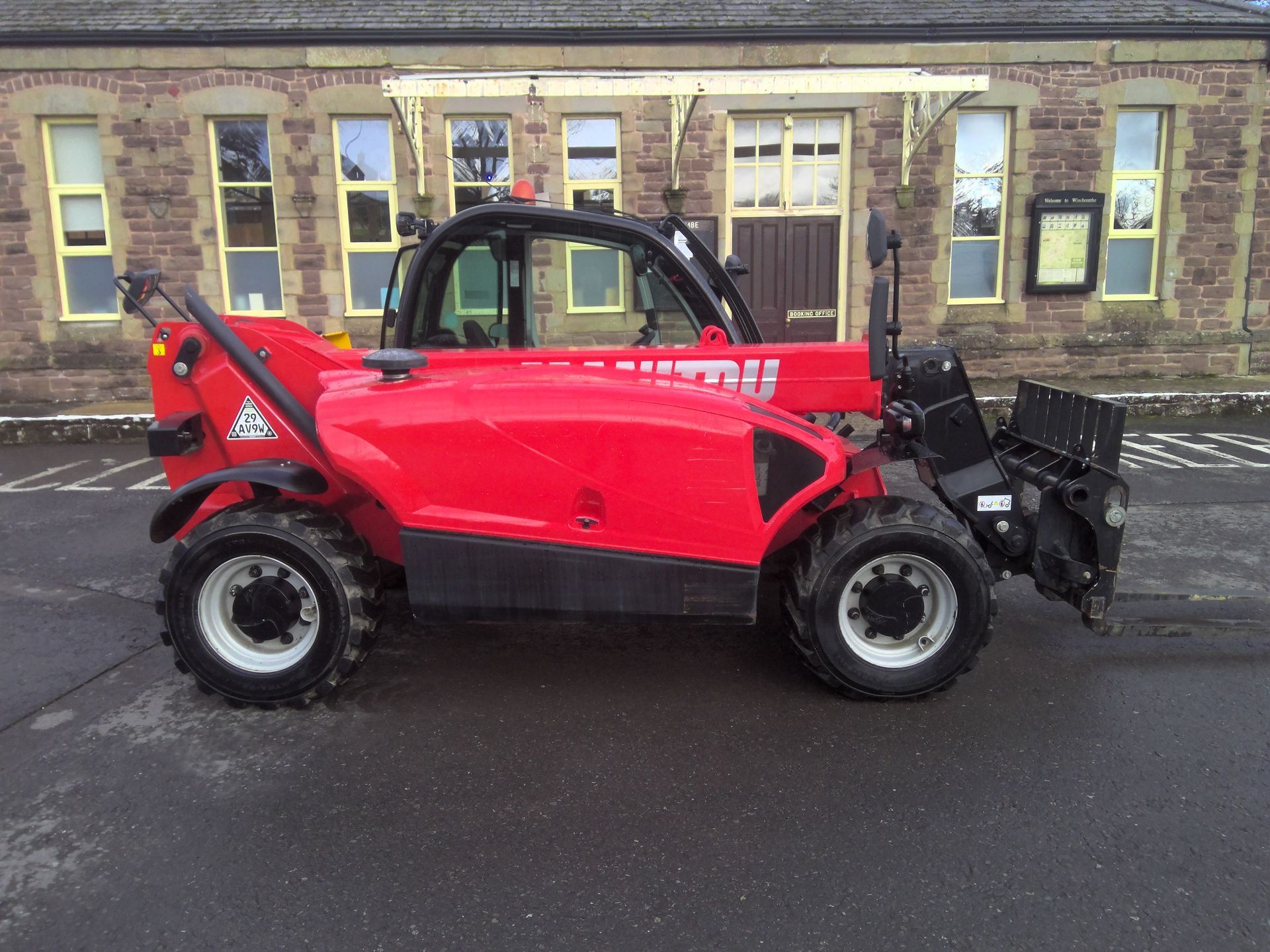 Manitou MT 625 Telehandler