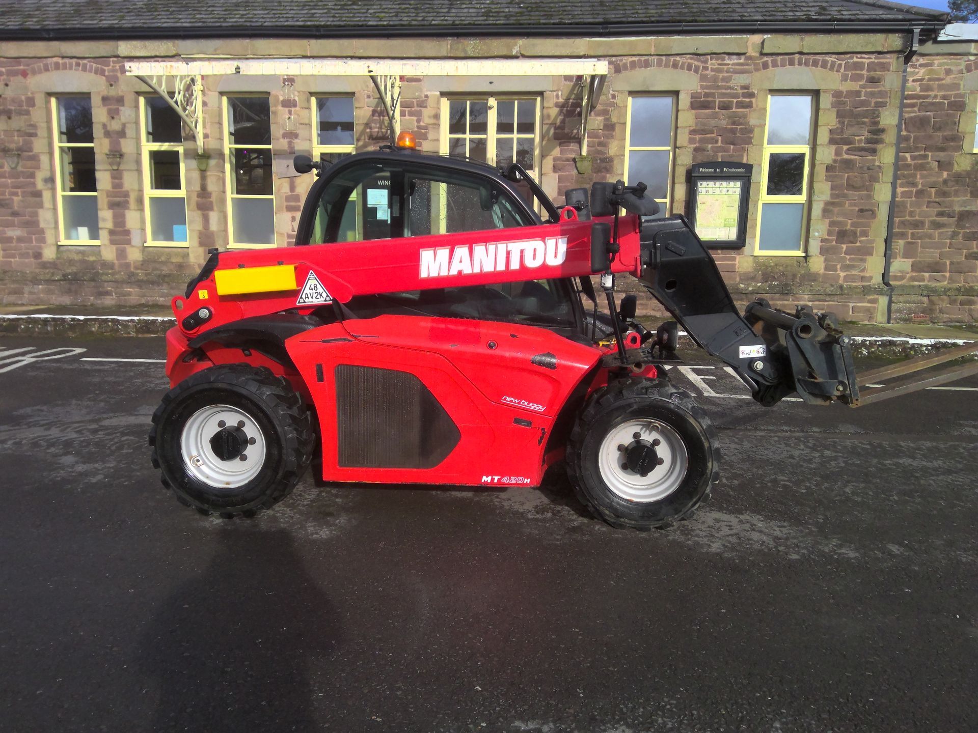 Manitou MT 420H Telehandler
