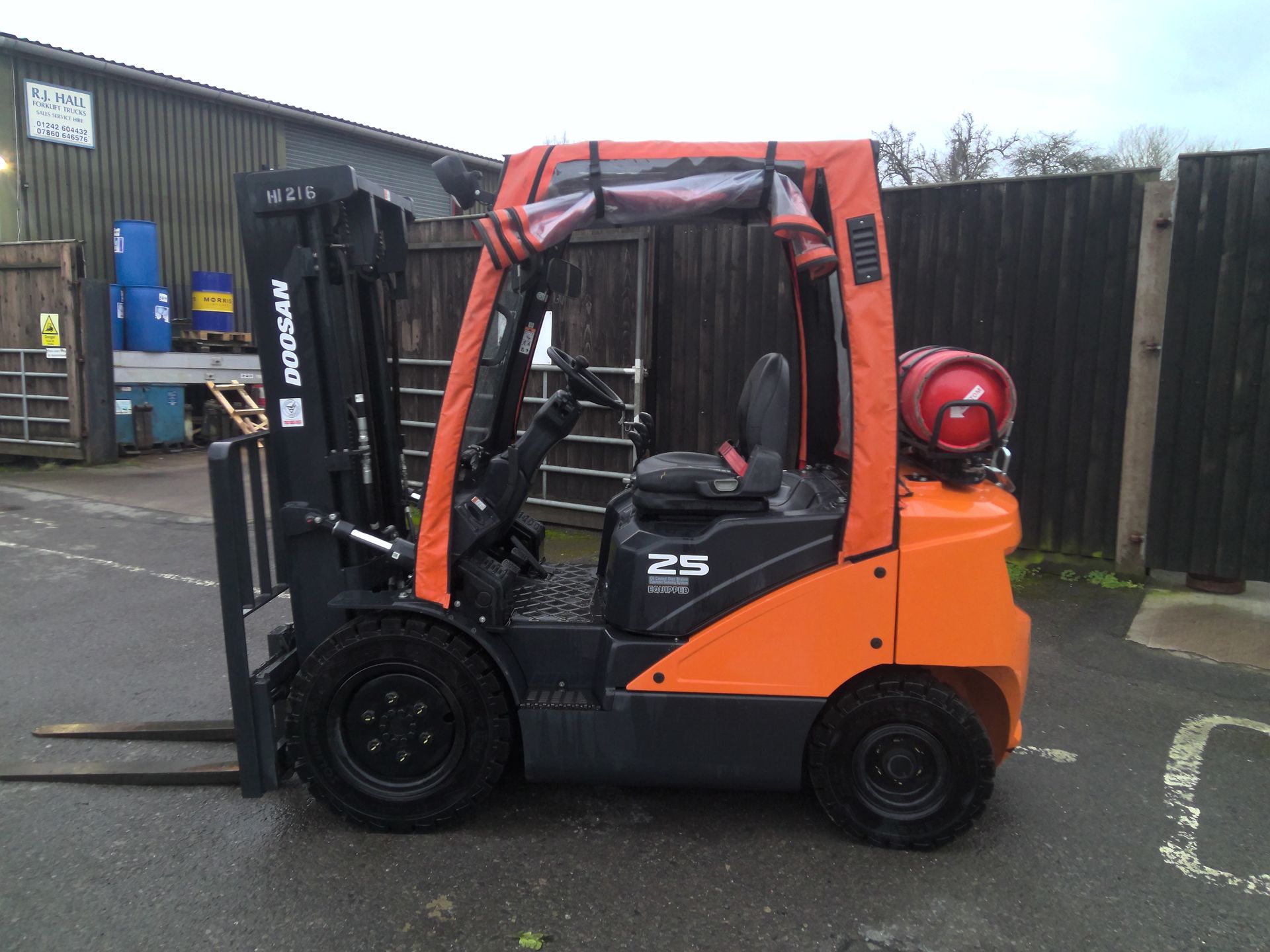Doosan G25p-7 gas forklift truck