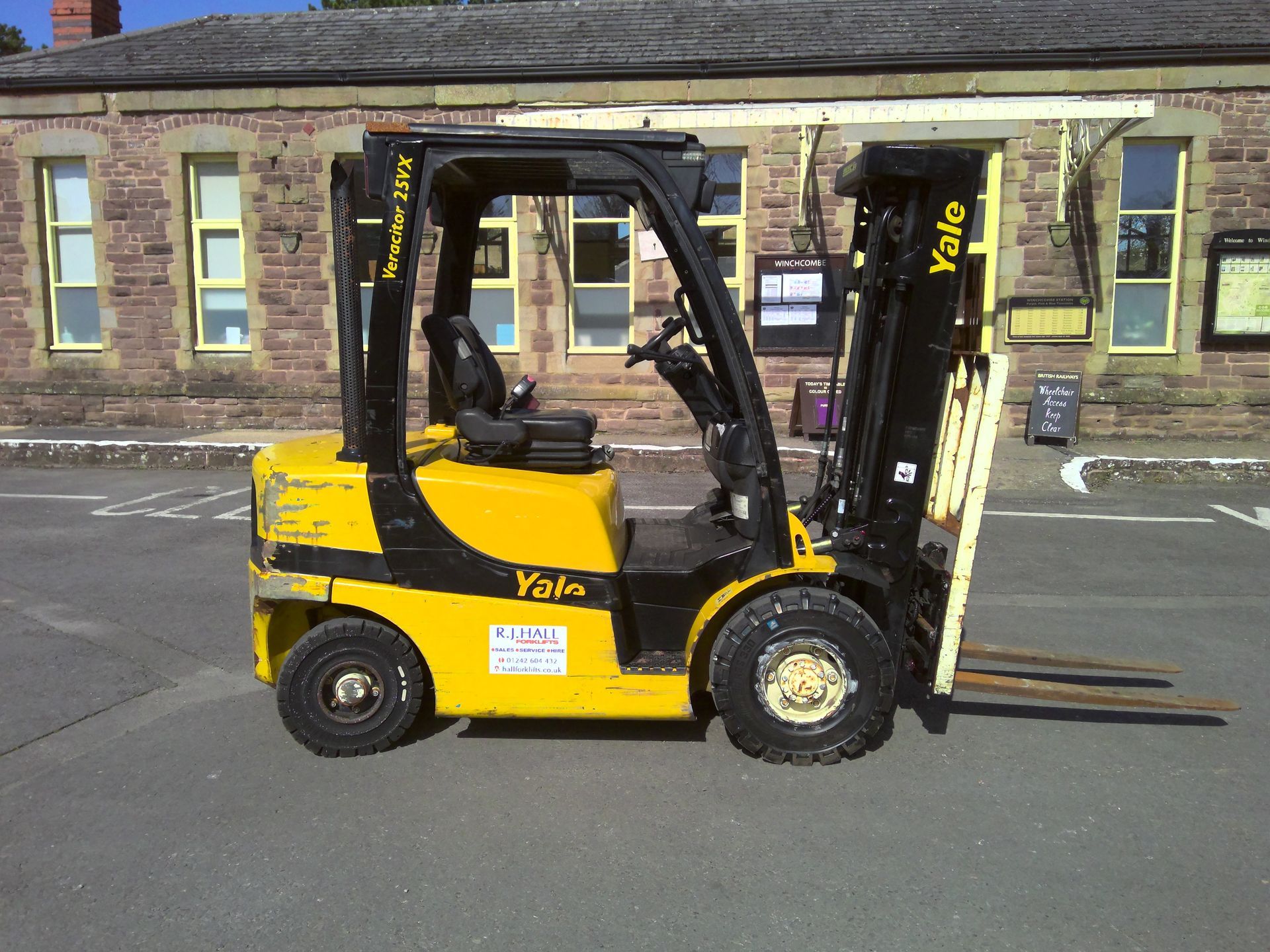 Yale GDP 25vx Diesel Forklift Truck