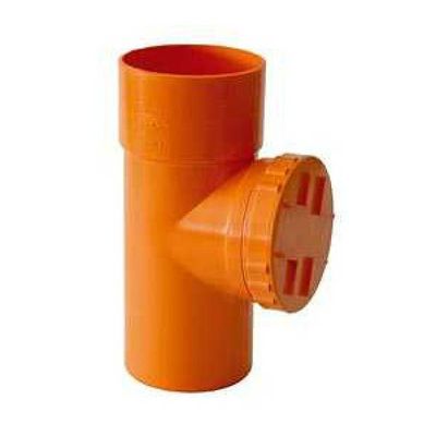 un tubo arancione di plastica con un tappo