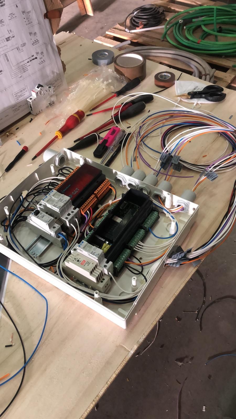 Impianto elettrico concord hote a torino, realizzato da Savino Impianti