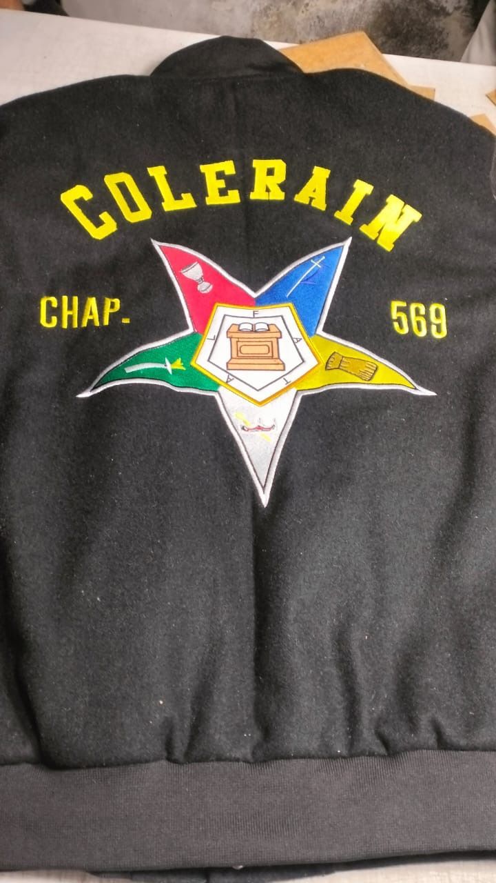 A black jacket with the word colerain on it