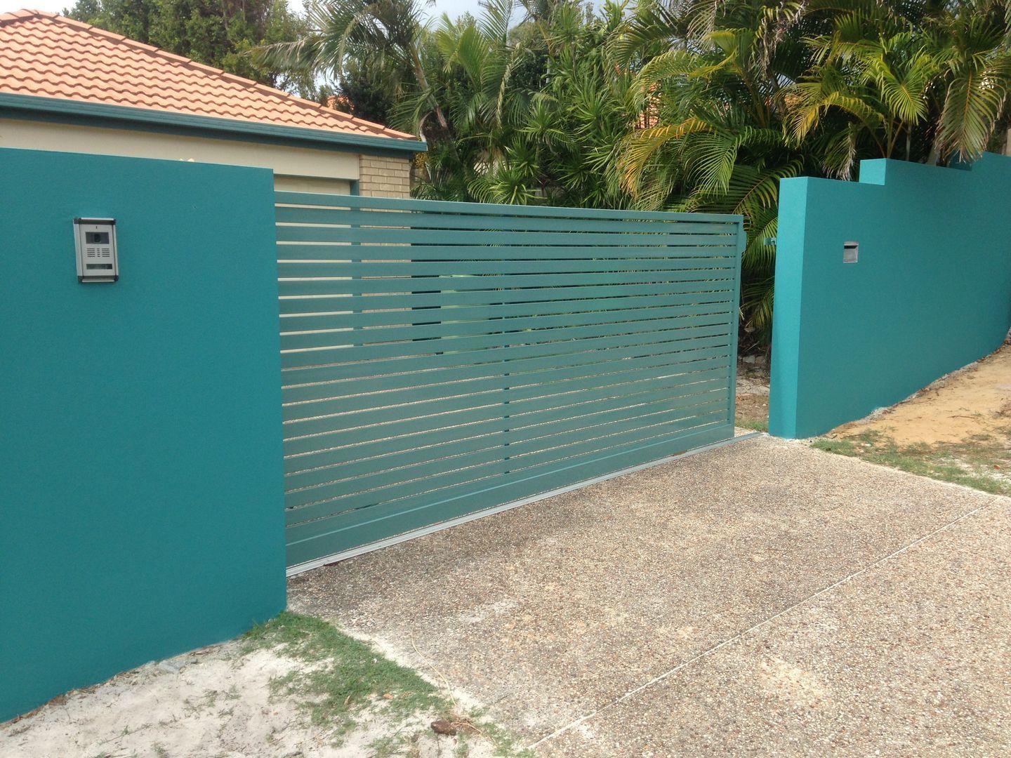 Sliding Gates Oceans Fencing