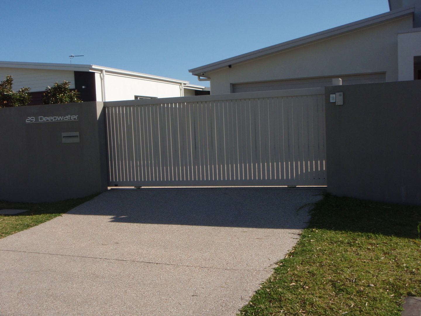 Example of a Sliding Gate as part of a Block Wall front fence