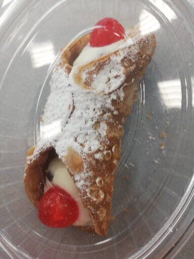 cannolo siciliano