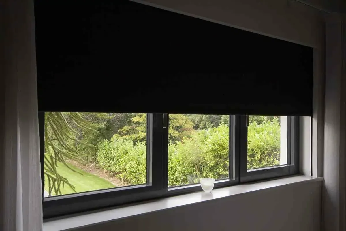 What Are Blackout Blinds?