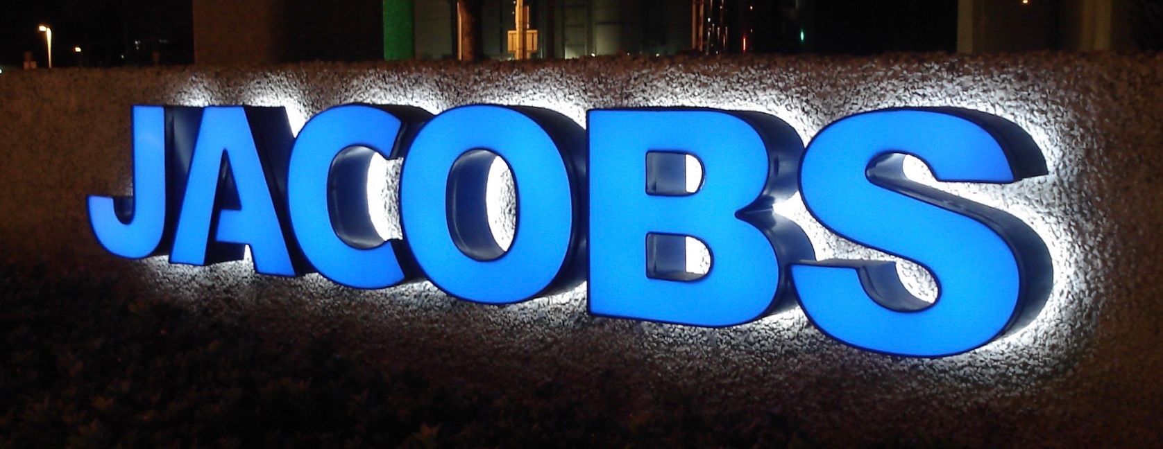 1. Channel Letter Signs (Face-Lit & Halo-Lit)