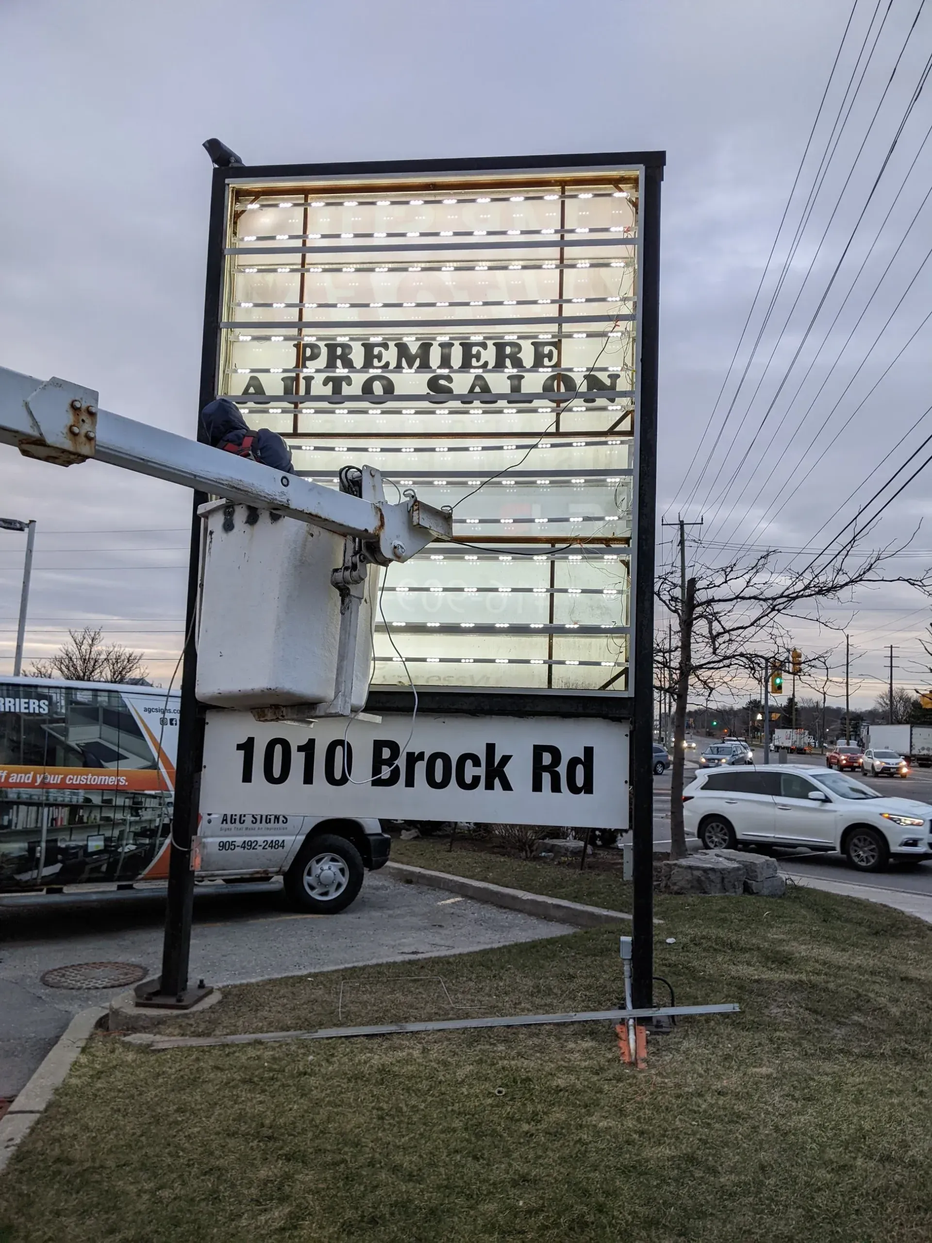 DIY vs Professional LED Sign Retrofits in Texas